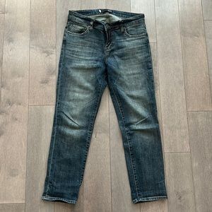 Perfectly Faded Jeans